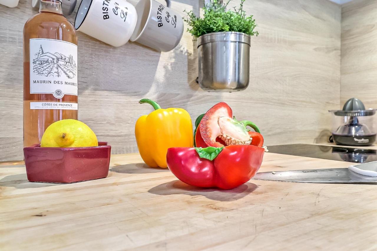 Appart Cosy Terrasse Gare De Nimes Apartment Ngoại thất bức ảnh